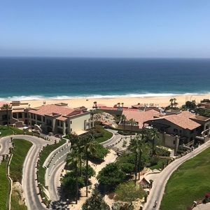 Meet your Posher, Warren